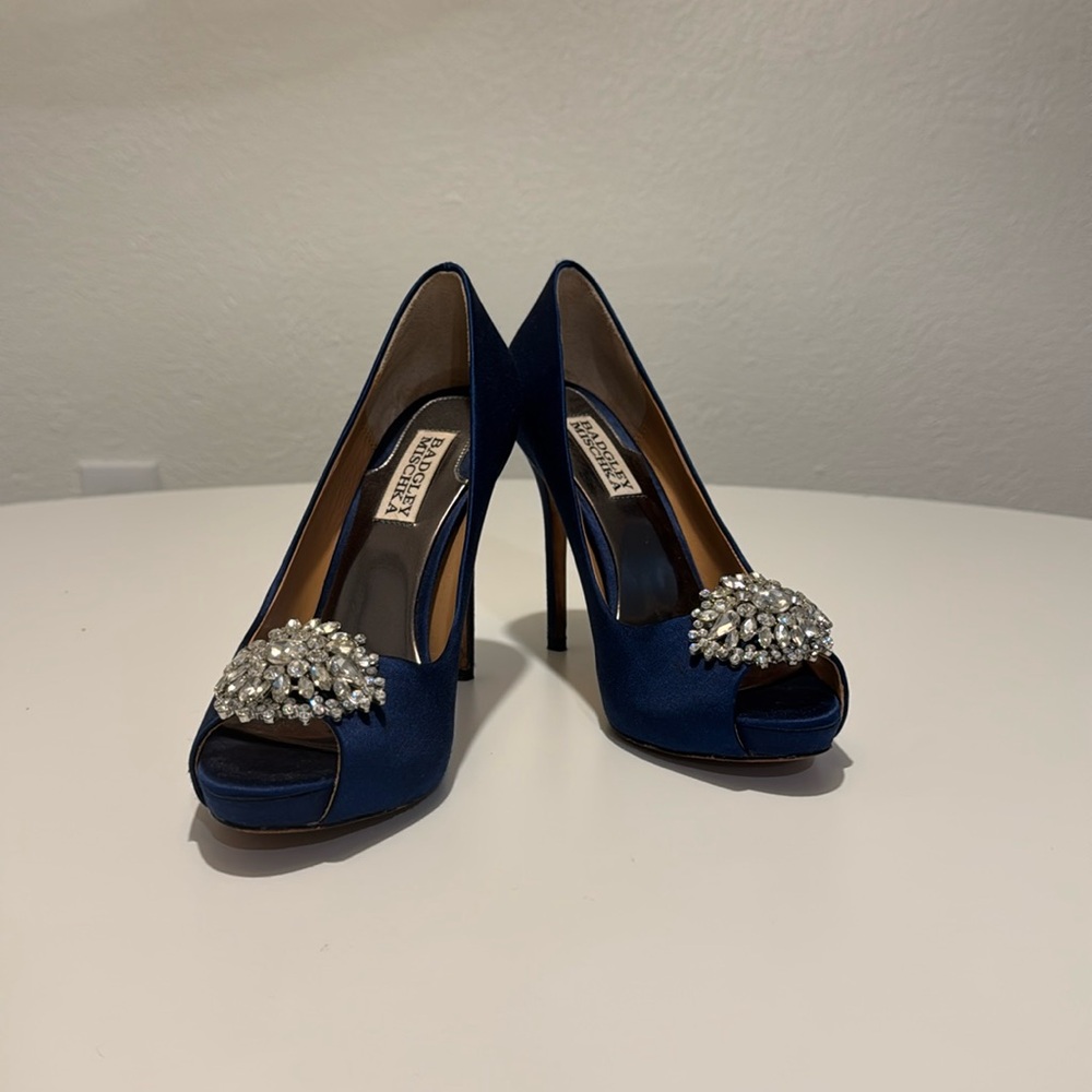 Badgley Mischka Blue Heels